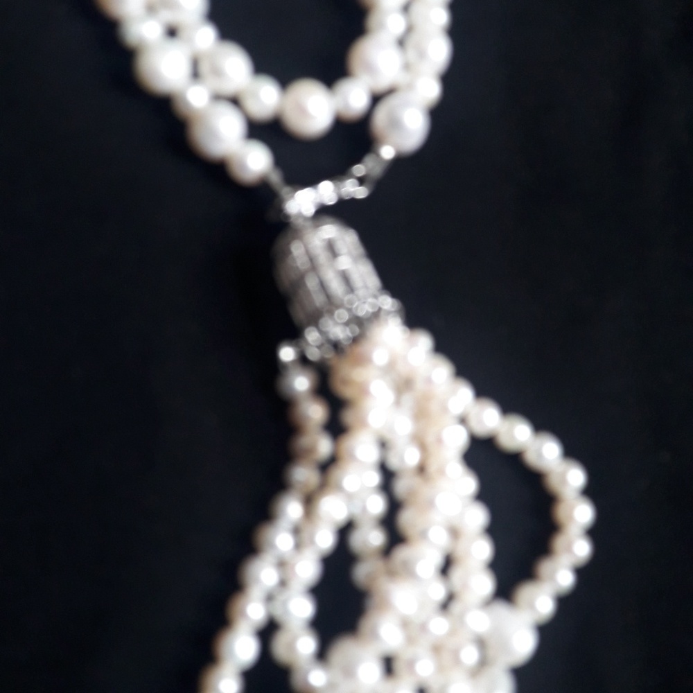 Jewelry - Picture 2 of 4